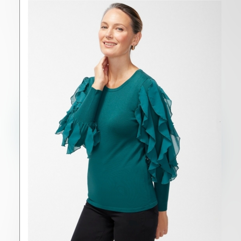 NWOT XXL (4) Chicos Ruffly Sleeve Sweater